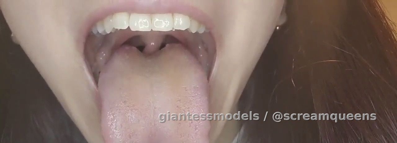 Crazyyy Gagging Close Up Uvula Viewz