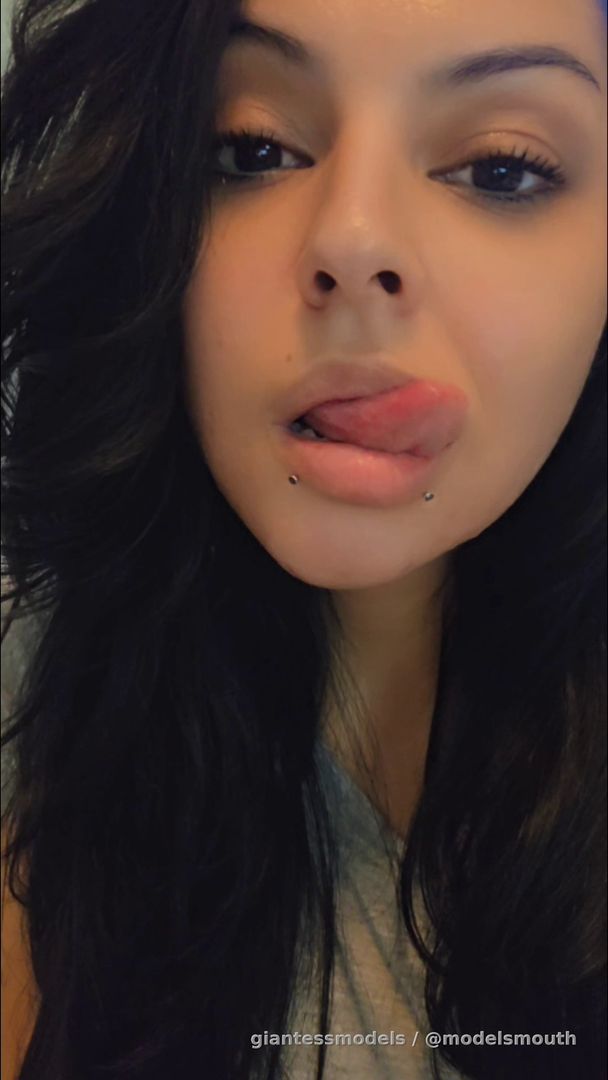 GigiMea Up Close Tour