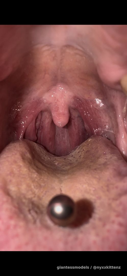 ✨Playful coffee stained tongue with up close views of my beautiful throat contracting ✨