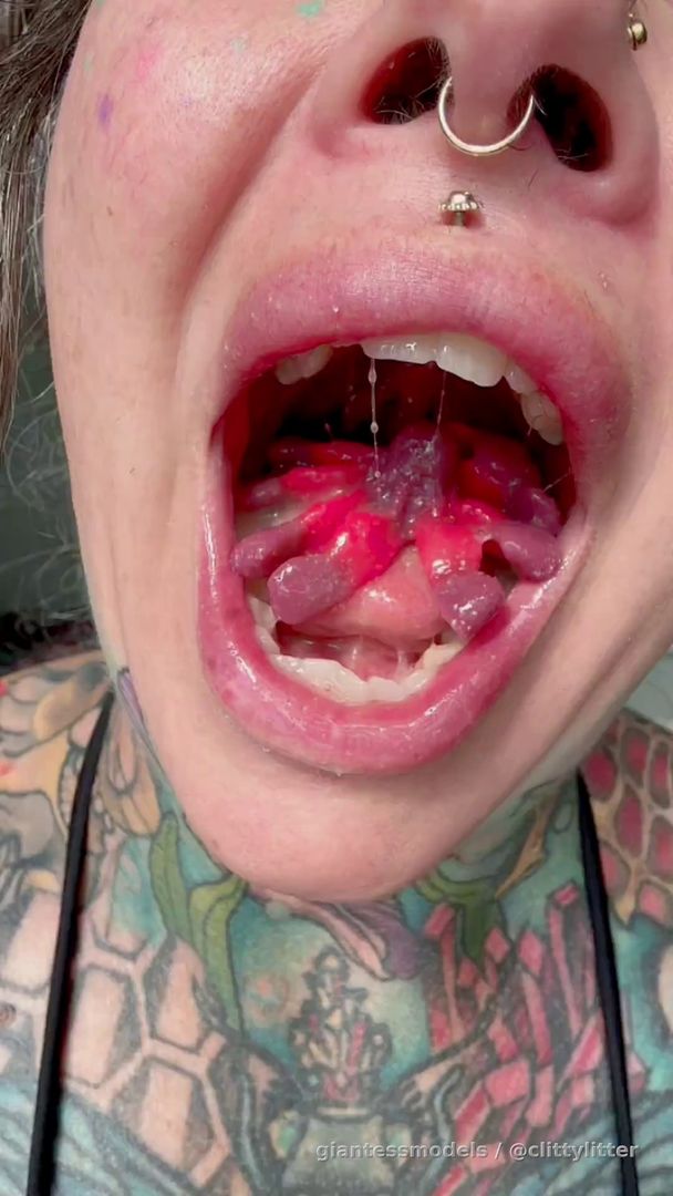 Super Spitty Gummy Open Mouth Swallowing