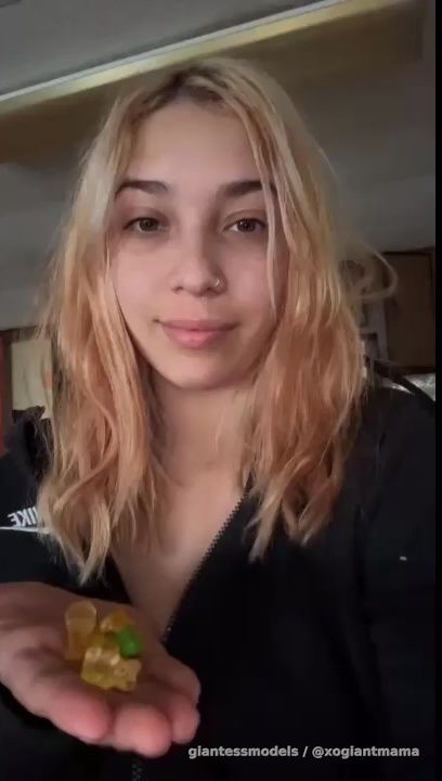 Threatening gummy bears