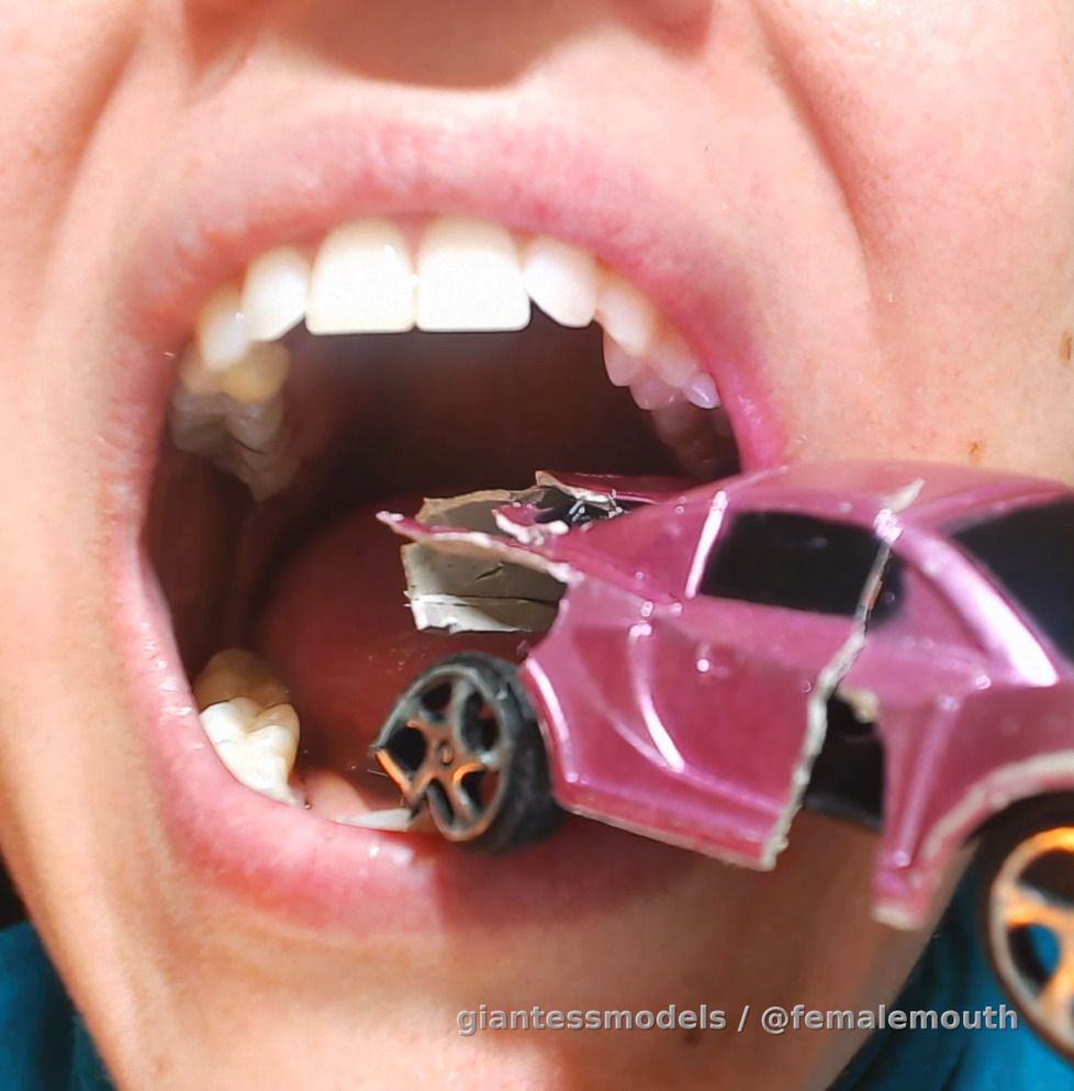 Angie's molars VS a TOYCAR!!! Rare clip, demonstration of strength and brutality! Your knees will soften as you watch her pretty molars close through a tire!
