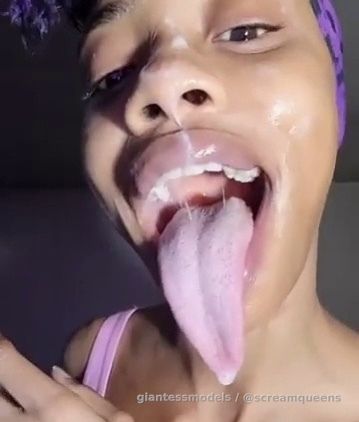 Outstanding Sloppy Lipss Finger Sucking + Insanee Long Tongue Viewz