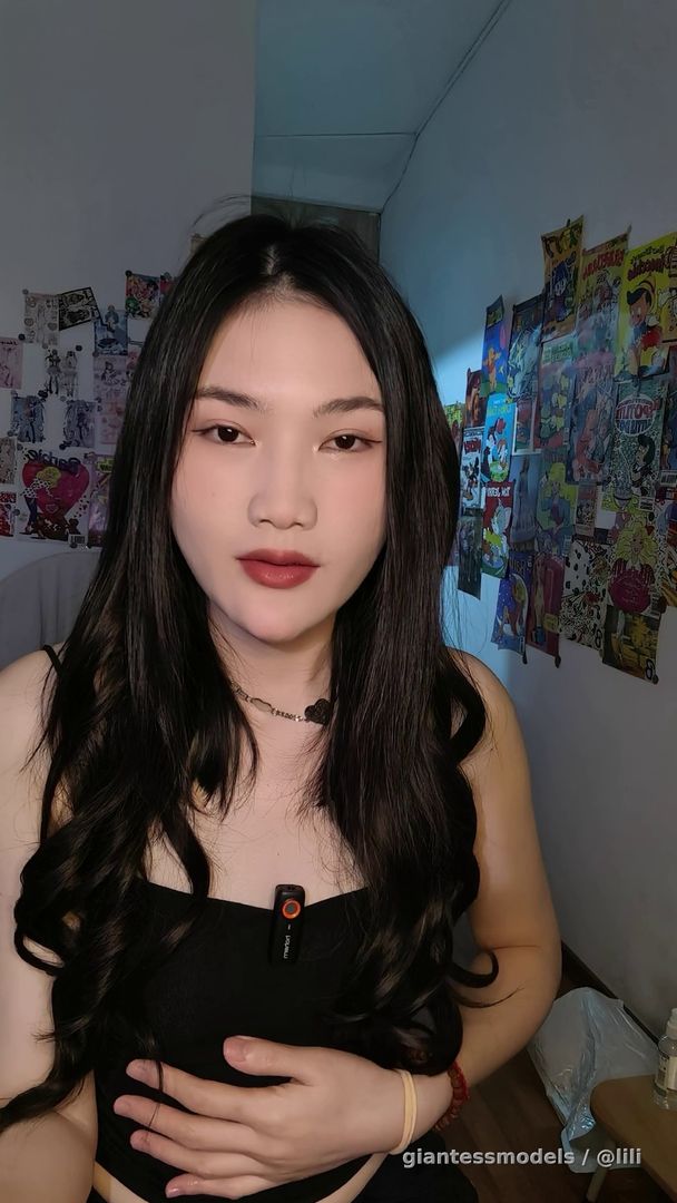 吞鱼12分钟+内窥8分钟+腹鸣10分钟+呕吐+排泄8分钟

swallow 10fish and digest three of them (contain excrete video)