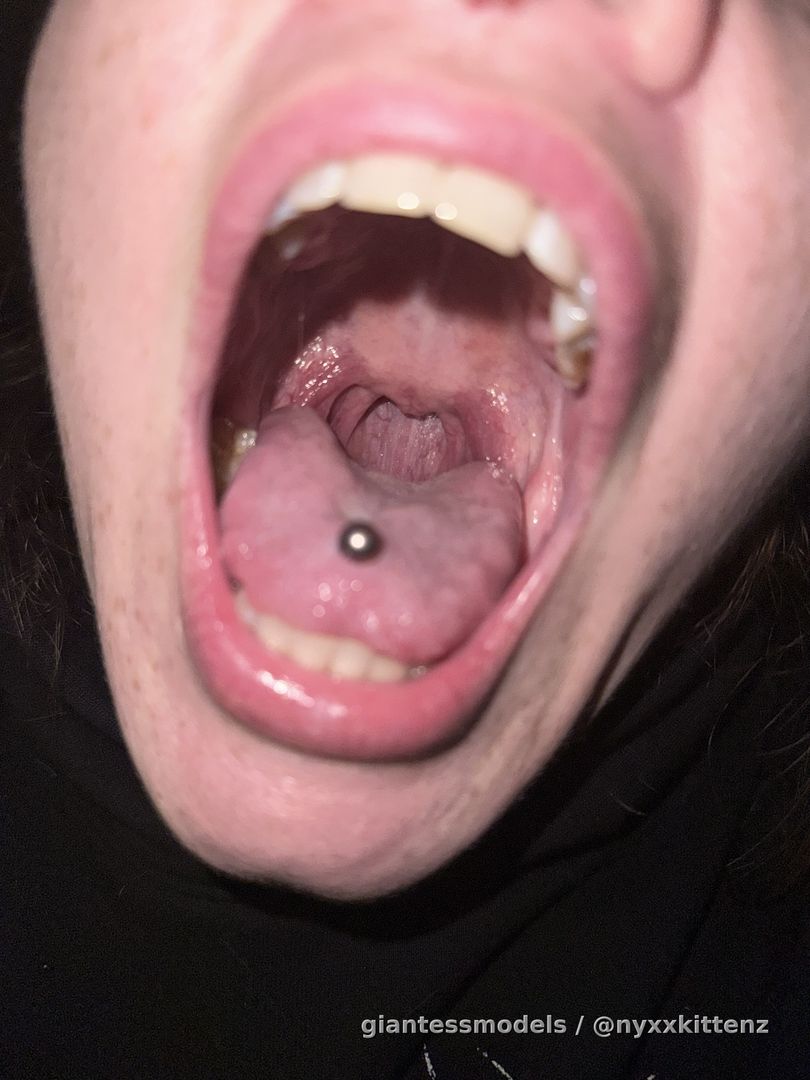 ♥️some new mouth/throat pics♥️