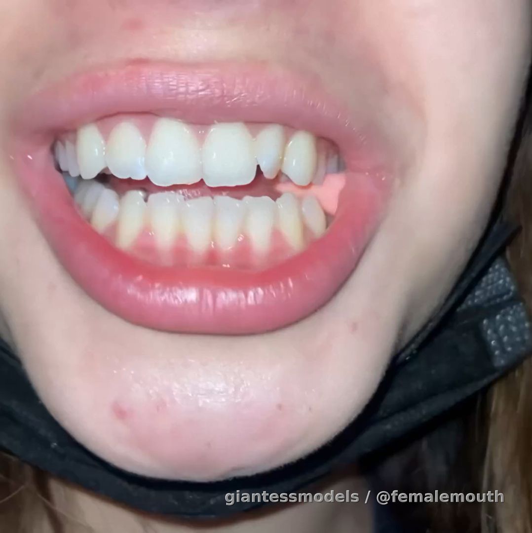 120fps 1440p closeup GUM chewing inside a young female mouth!