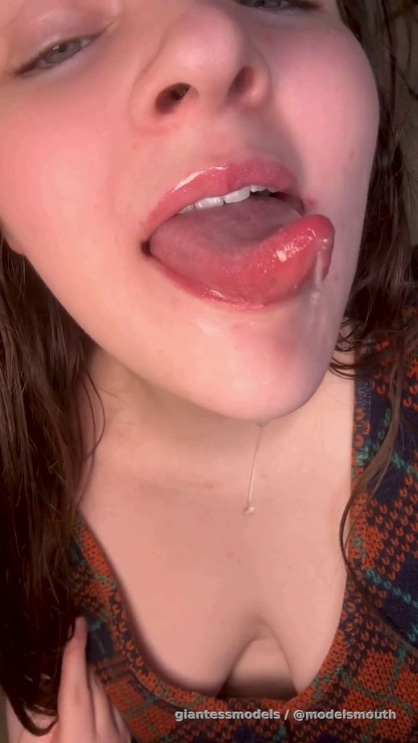 @yoursweettea Up Close Lick POV