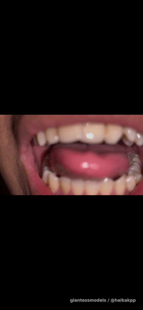 Thai Giantess girl speak and vore you pov (no face)