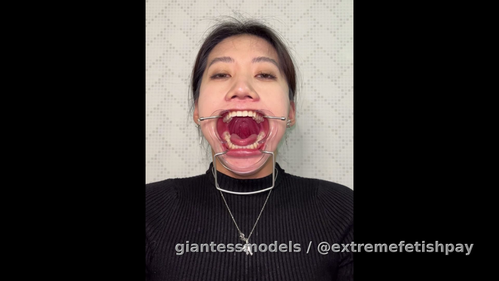 extreme couguing gagging