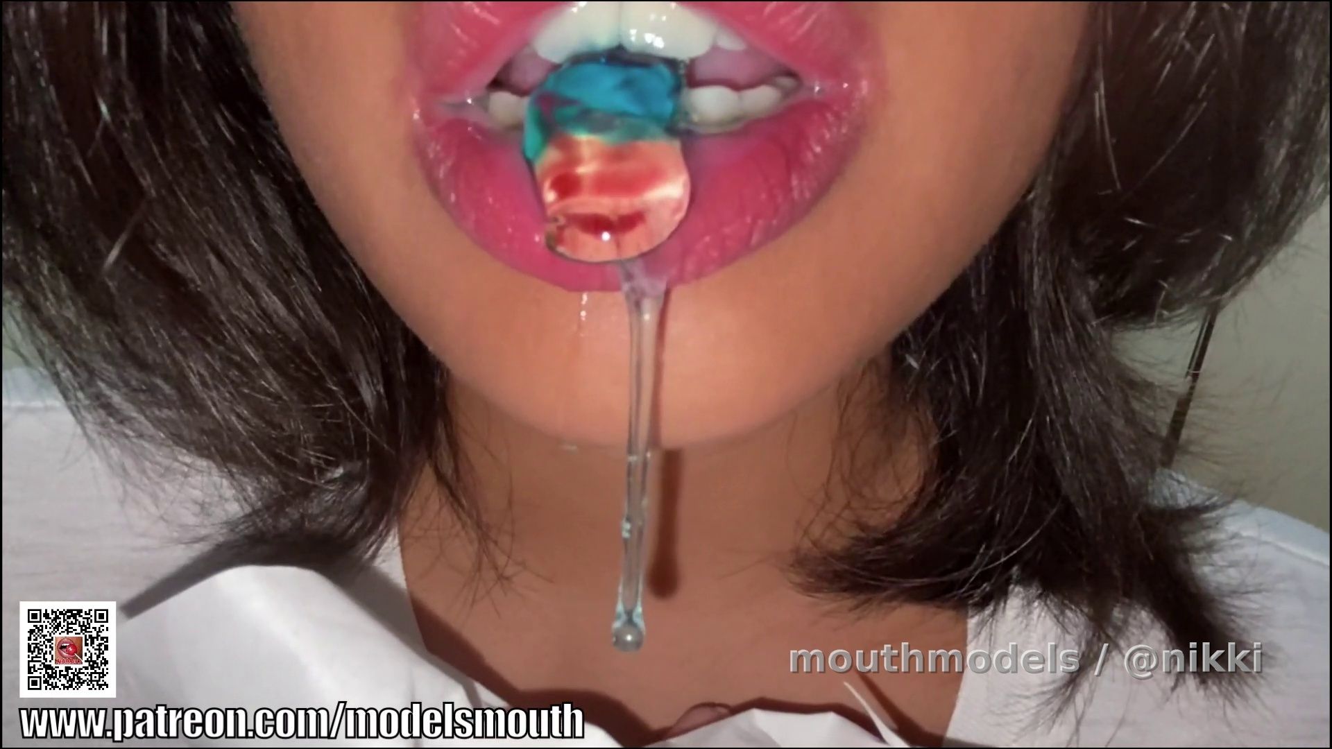 Gummy vore