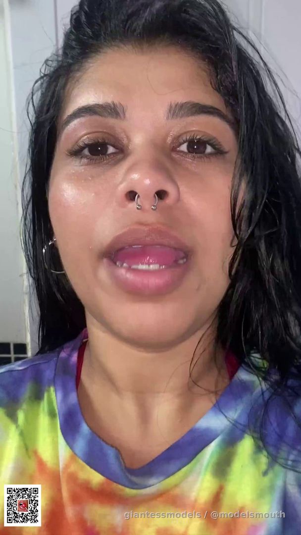 Tatiana Up Close Gummy Vore

70 Likes & 9 Comments to Unlock