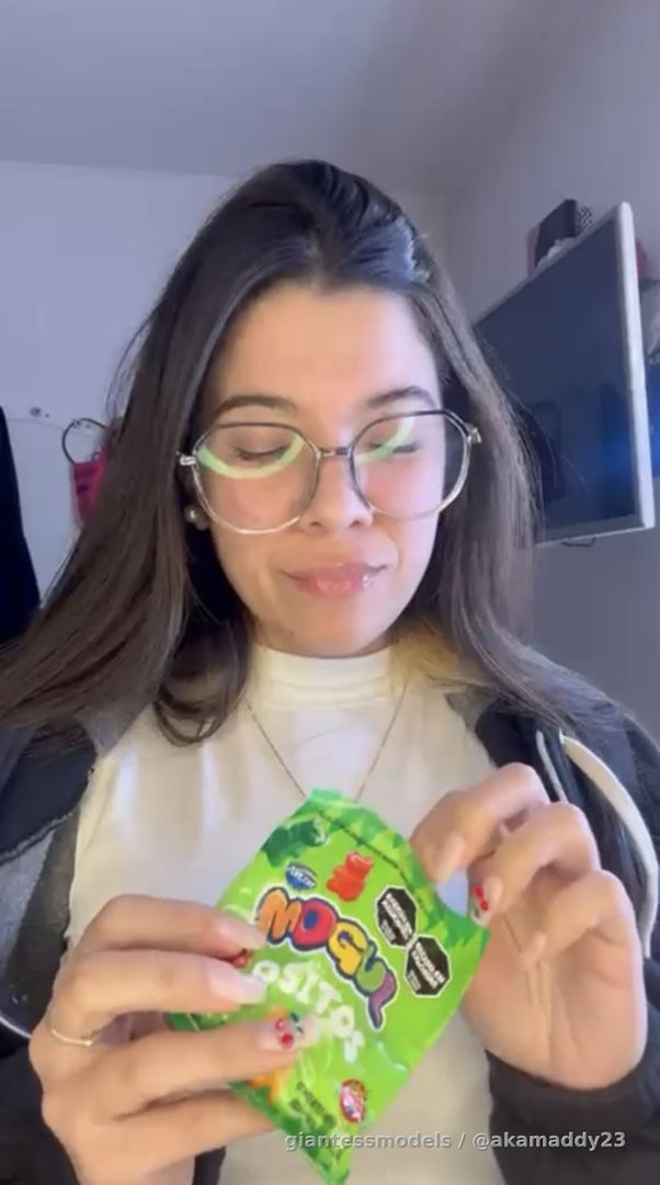 Giantess Maddy: Extreme Domination:

Giantess Maddy chews and swallows live gummy bears with sadistic pleasure. Then she uses her tinys and dolls to sit on, rubbing them against her vagina over her tight jeans and mercilessly crushing them as she wiggles. All in jeans. Extreme domination. 😈