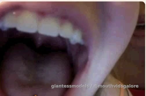 Old Omegle Video 183: Closeup Tour