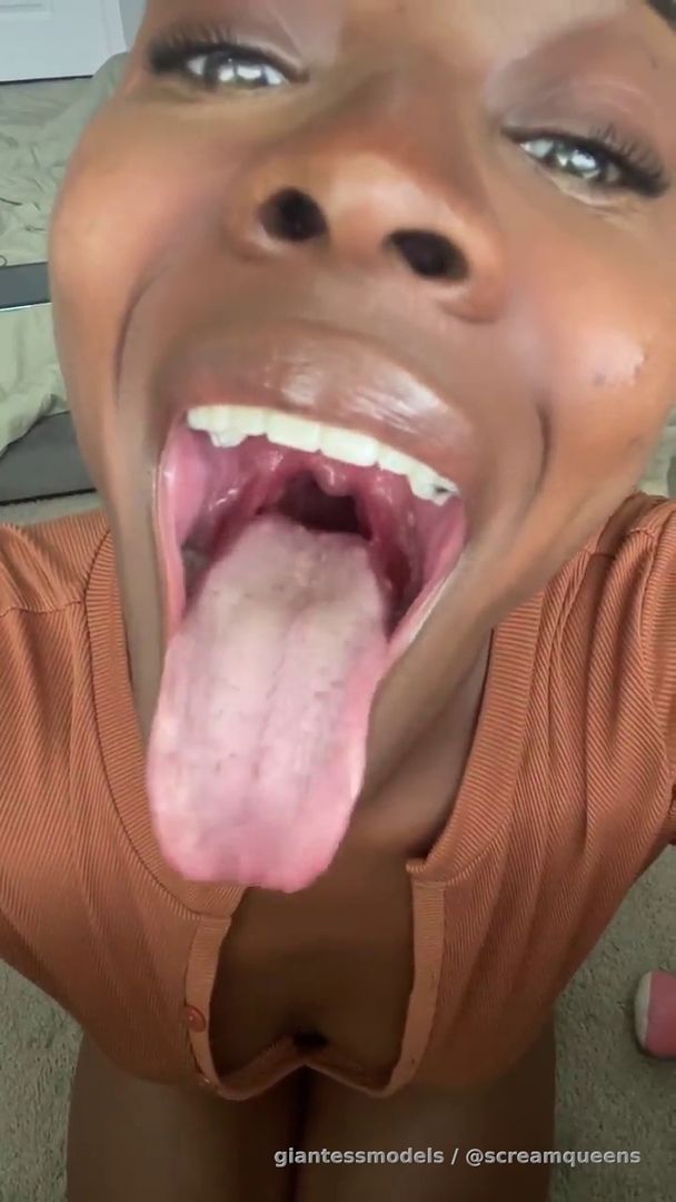 Insaneee Mouth Gagging Sounds + Close Up Wet Uvula Viewz