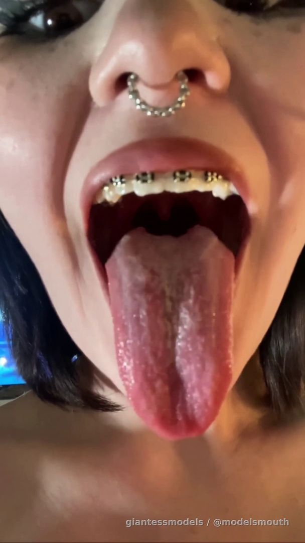 Bimbo Deepthroat Tour