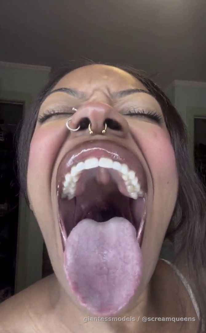 Amazingg Crazyy Wide Mouth Gagging Uvila Viewz