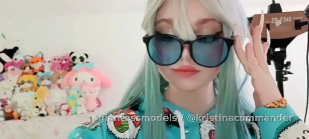 Throat cosplay (video 1 min) 