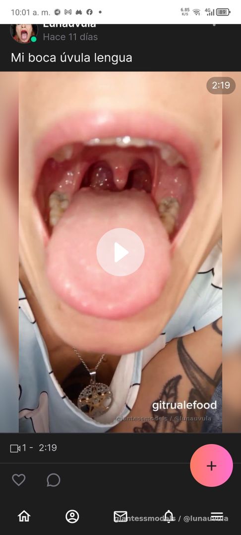 My mouth uvula tongue 