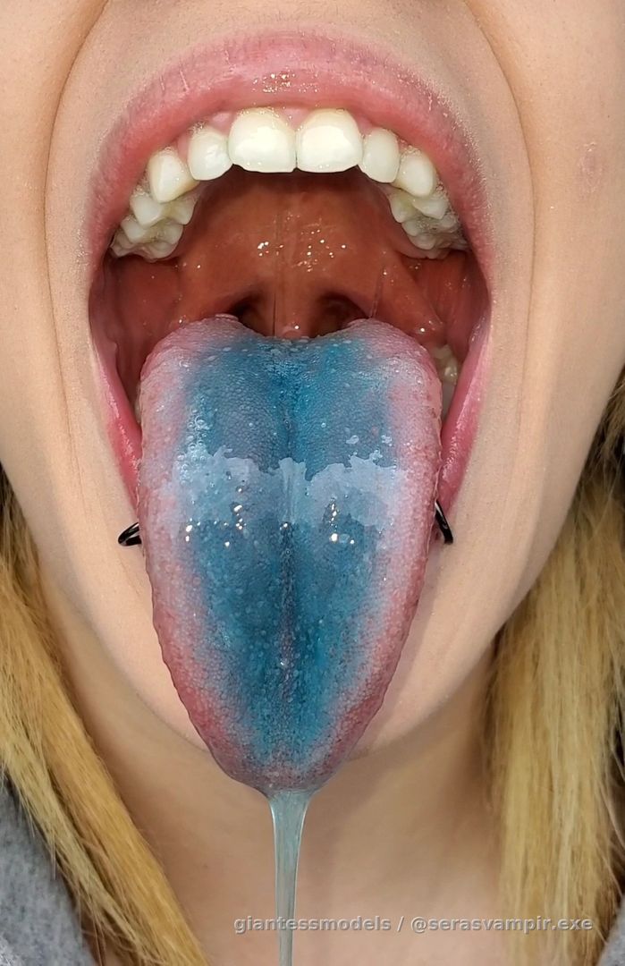 Blue blow pop vid! 
Just as exciting as the red pop video ♡ 
Lots of slurping and saliva 
asmr Sounds 
Closeups and more ♡ 
Let's get sloppy (^з^)-☆ 