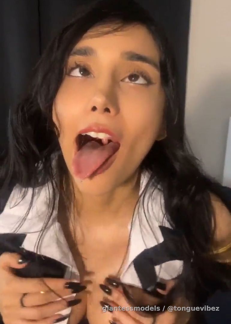 Superr Nastyy Cosplay JOI Dirty Talking + Gagging Ahegao Face Uvula Viewz