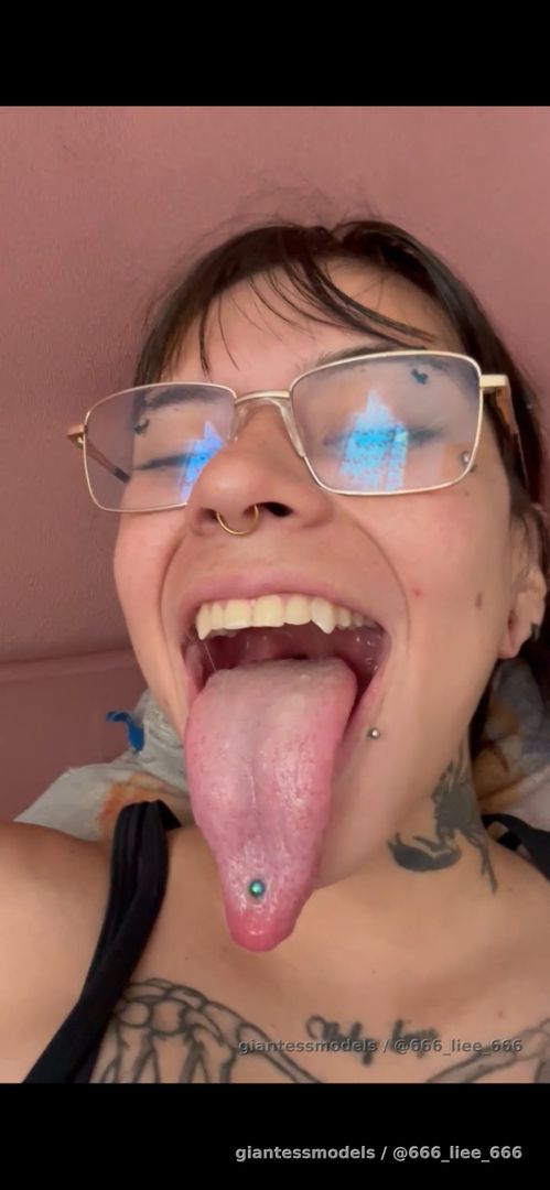 Long and wide tongue