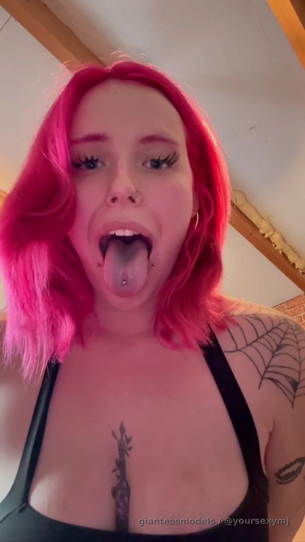 Showing my tongue out wide and doing AAAAAAA for a minute