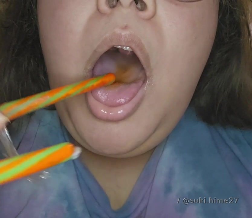 Water chugging and all the candy play 