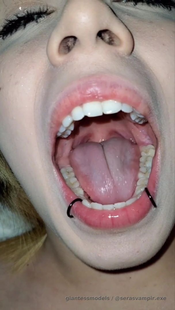 Topless ‼️
Breathing heavy
Throat flexing 
Some burps and swallows 
Eating tinies is my favorite thing ever 
And I'm starving 
Please be my meal hehe 