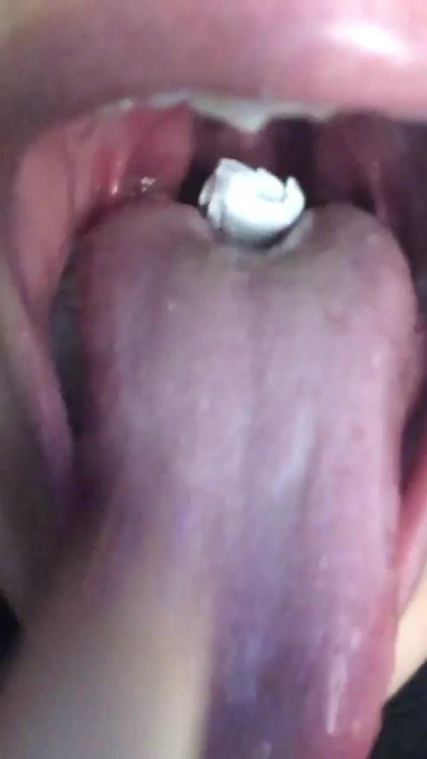Colombian girl uvula