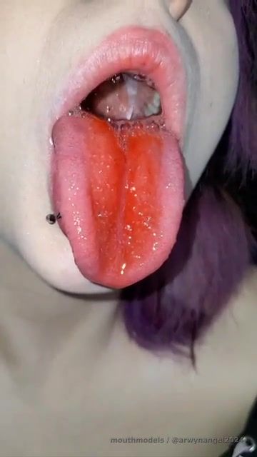 https://www.mouthmodels.com/titan.mouth.goddess