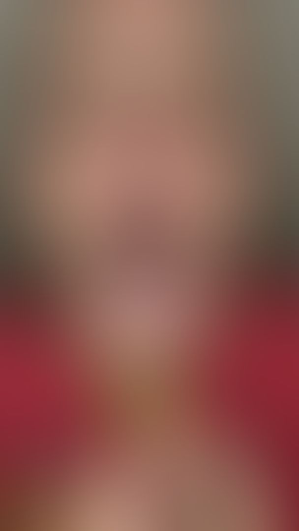 4 min open swallow gummies, above POV... who will survive me or them?