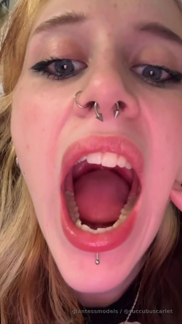 A showcase of my mouth, tongue, uvula and throat flexing with good throat sound