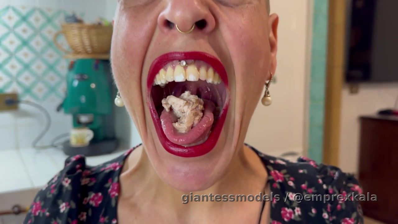 watch me eating & chewing a cooked steak like a cannibal showing it off on my tongue & in my big mouth:)