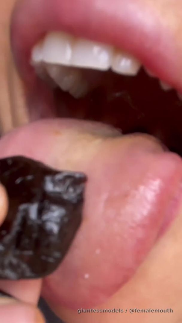 Brilliant teeth! Such a sharp cutting edges!!!