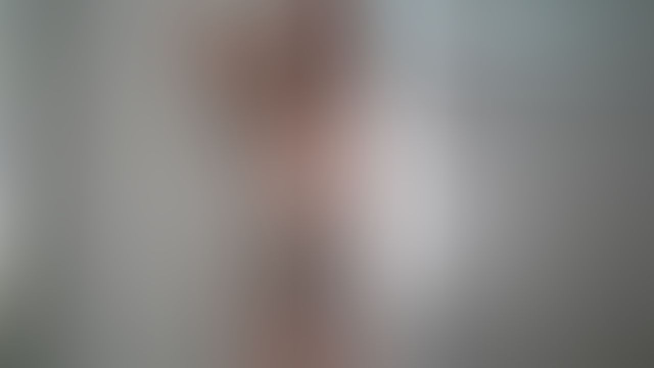 Hot and Wet deepthroat a  Toothbrush Show!!